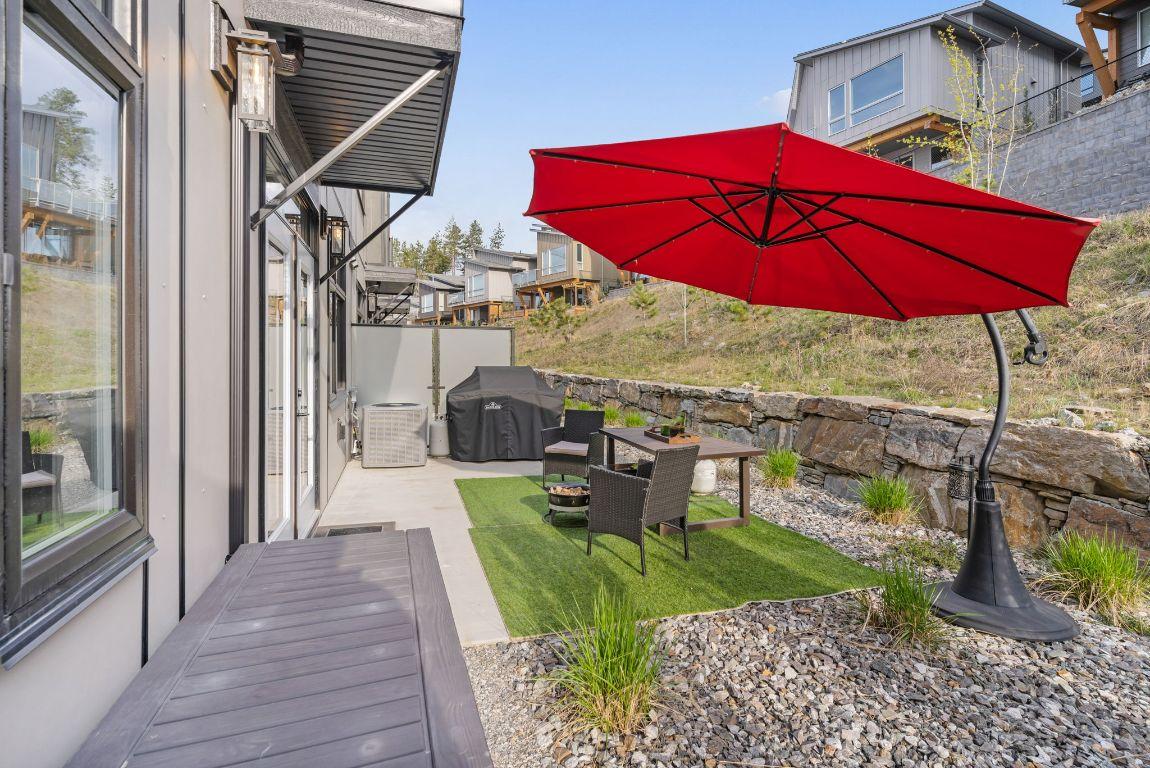 









3220


Hilltown

Drive, 7,
Kelowna,




BC
V1V 0C6

