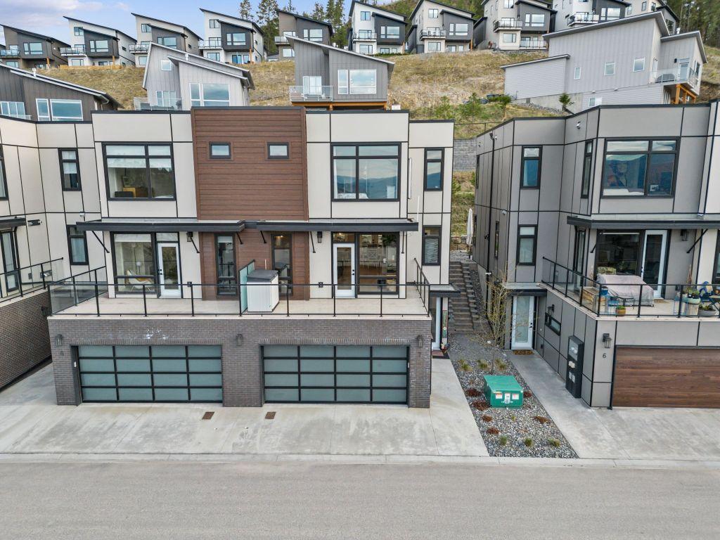 









3220


Hilltown

Drive, 7,
Kelowna,




BC
V1V 0C6

