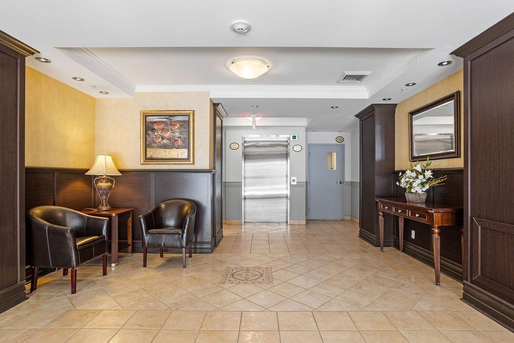 









37


Prom. des Îles

, 204,
Laval (Chomedey),




QC
H7W5M9

