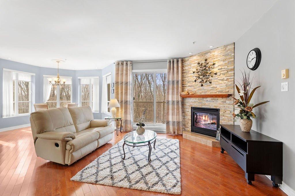 









37


Prom. des Îles

, 204,
Laval (Chomedey),




QC
H7W5M9

