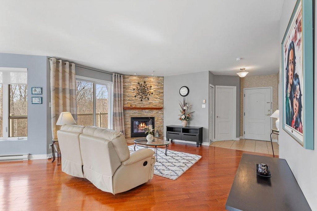 









37


Prom. des Îles

, 204,
Laval (Chomedey),




QC
H7W5M9

