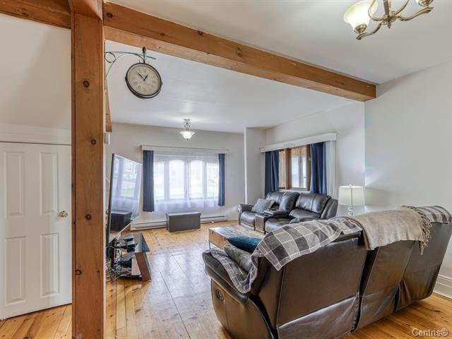 









4330


Ch. St-Charles

,
Terrebonne (Lachenaie),




QC
J6V1B5


