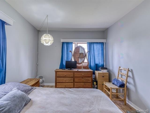 









4330


Ch. St-Charles

,
Terrebonne (Lachenaie),




QC
J6V1B5

