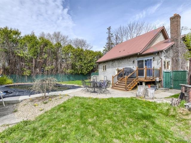









4330


Ch. St-Charles

,
Terrebonne (Lachenaie),




QC
J6V1B5

