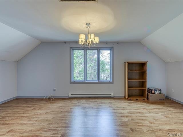 









4330


Ch. St-Charles

,
Terrebonne (Lachenaie),




QC
J6V1B5

