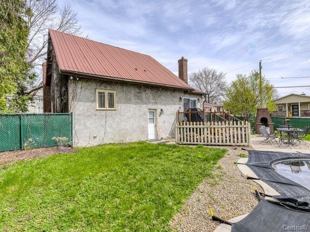 









4330


Ch. St-Charles

,
Terrebonne (Lachenaie),




QC
J6V1B5

