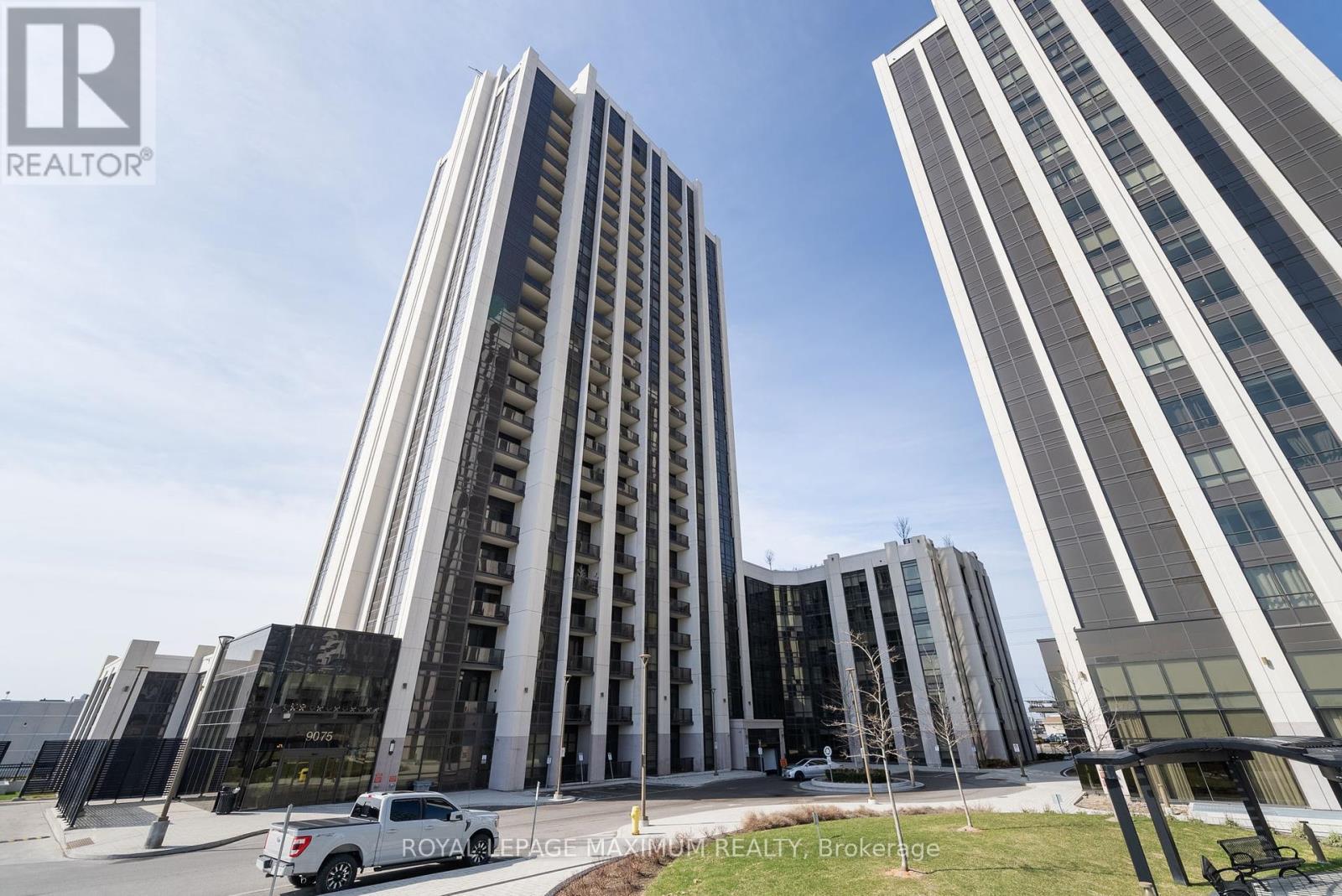 












1804 - 9075 JANE STREET

,
Vaughan,




Ontario
L4K0L7

