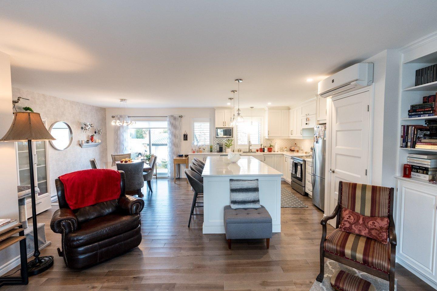 









15


Rue Jean-Lapierre

,
Lac-Brome,




QC
J0E1V0

