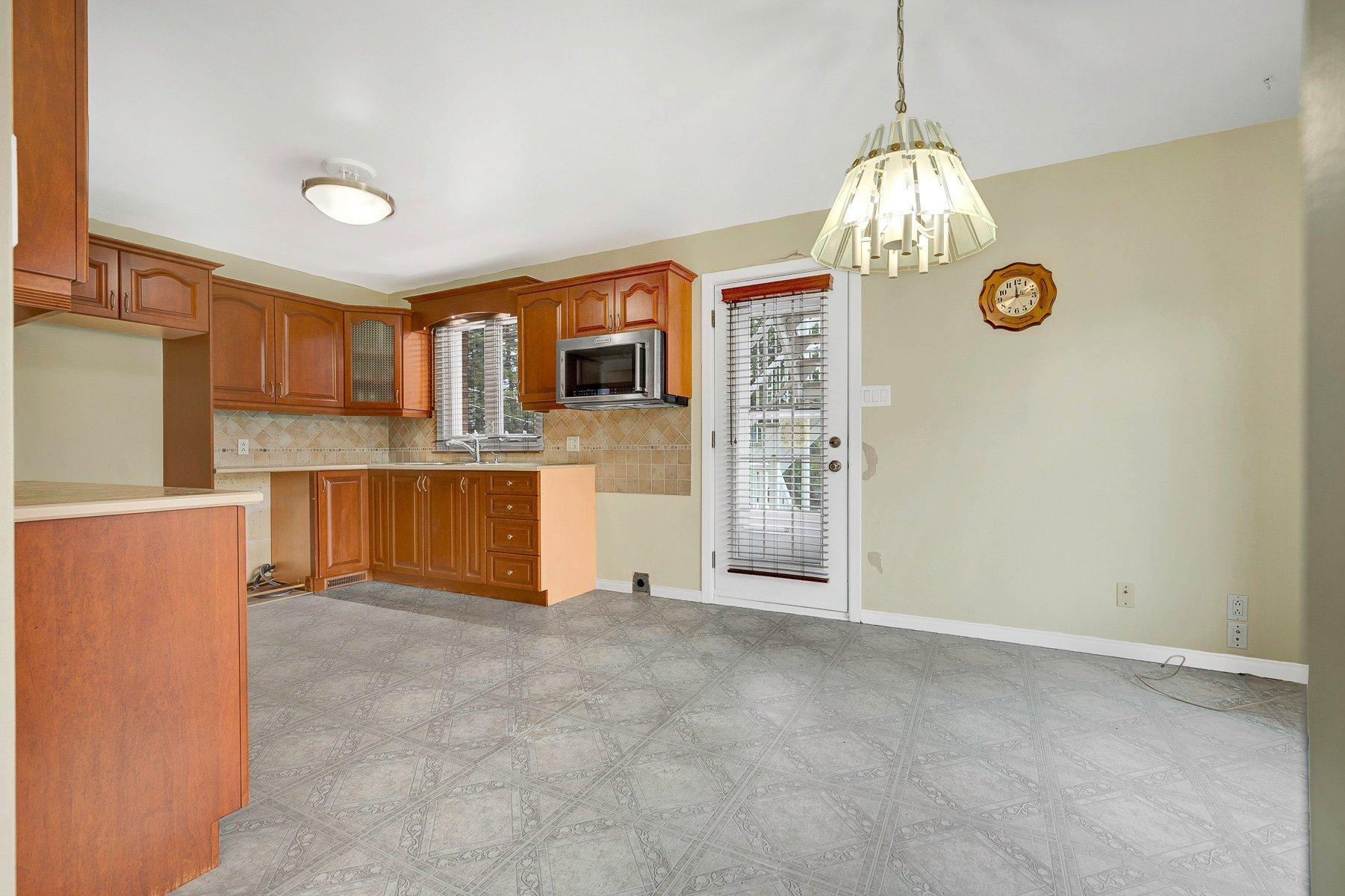 









623

 - 627


Rue Beaulne

,
Sainte-Agathe-des-Monts,




QC
J8C2Y2

