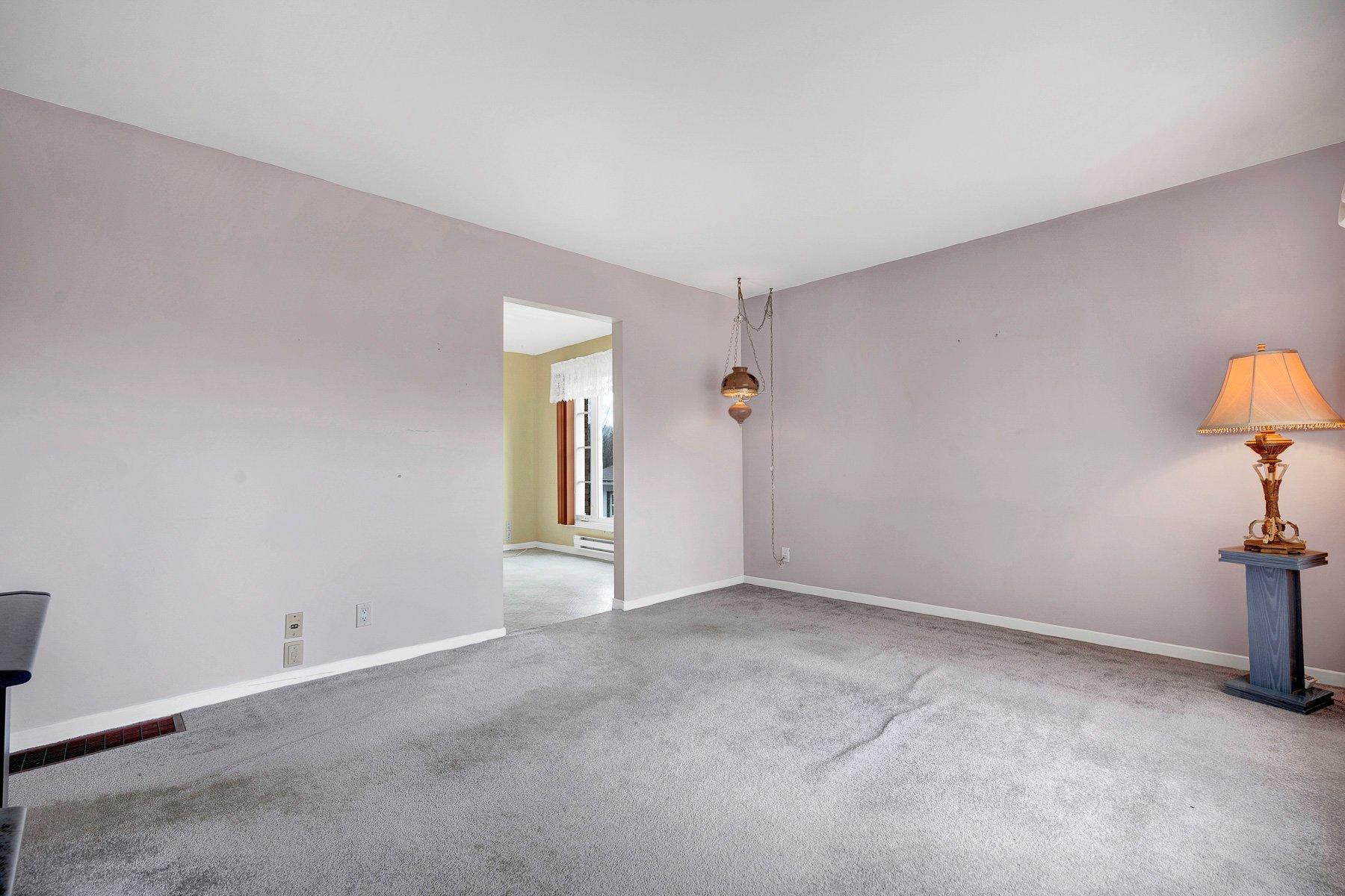 









623

 - 627


Rue Beaulne

,
Sainte-Agathe-des-Monts,




QC
J8C2Y2

