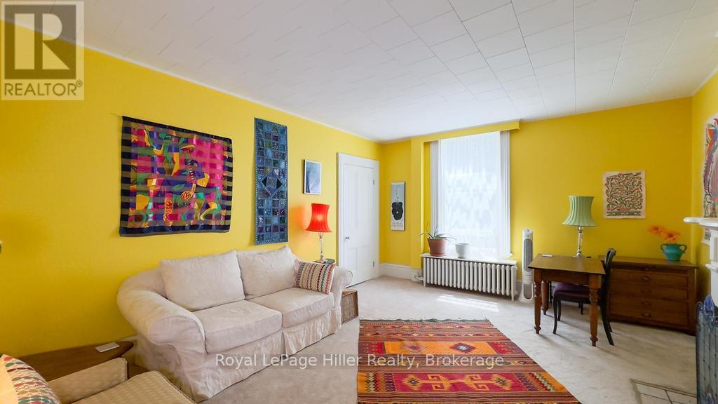 












14 NILE STREET

,
Stratford,




Ontario
N5A4B8

