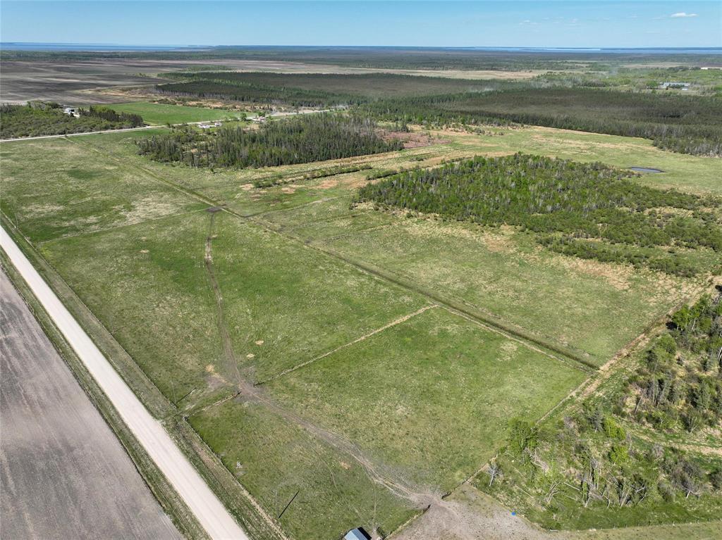 












143027 21 Road E

,
Riverton,




Manitoba
R0C2R0

