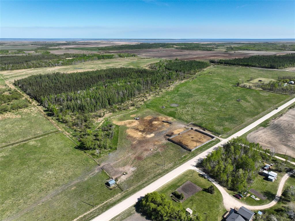 












143027 21 Road E

,
Riverton,




Manitoba
R0C2R0


