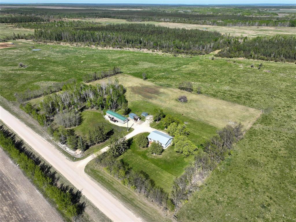 












143027 21 Road E

,
Riverton,




Manitoba
R0C2R0

