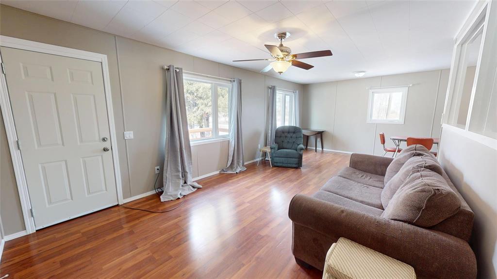 












143027 21 Road E

,
Riverton,




Manitoba
R0C2R0

