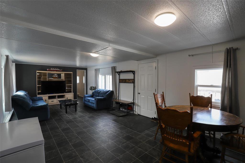 












143027 21 Road E

,
Riverton,




Manitoba
R0C2R0

