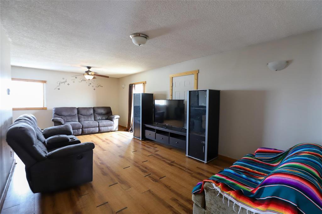 












143027 21 Road E

,
Riverton,




Manitoba
R0C2R0

