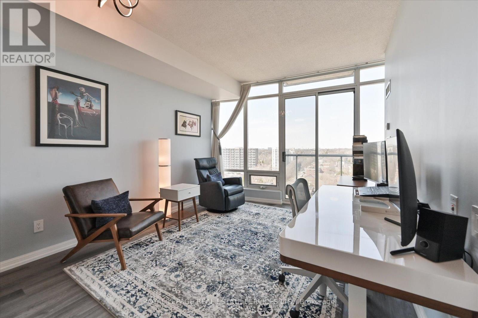 












1704 - 15 WINDERMERE AVENUE

,
Toronto,




Ontario
M6S5A2

