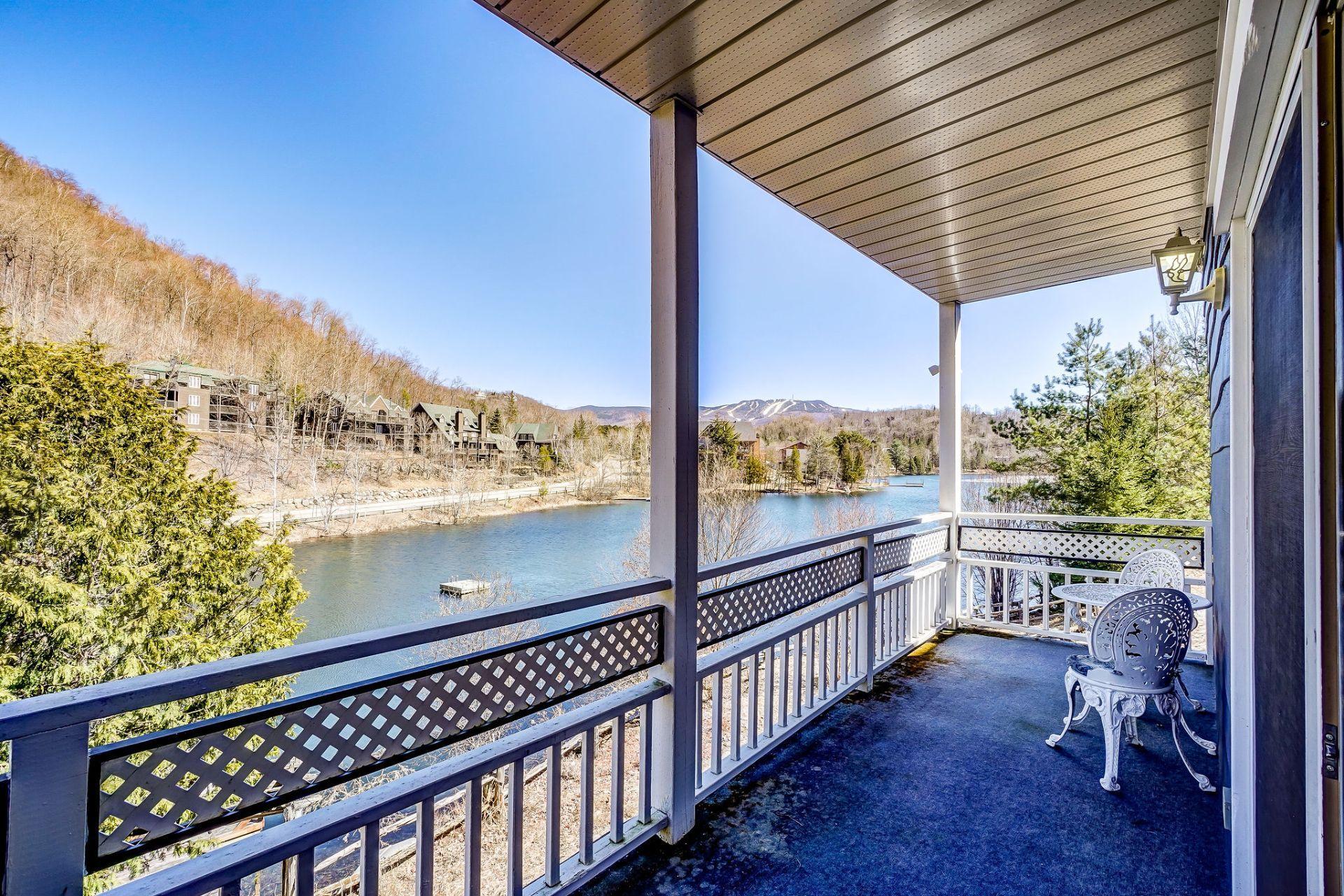 









126


Rue du Saut

,
Mont-Tremblant,




QC
J8E1K8


