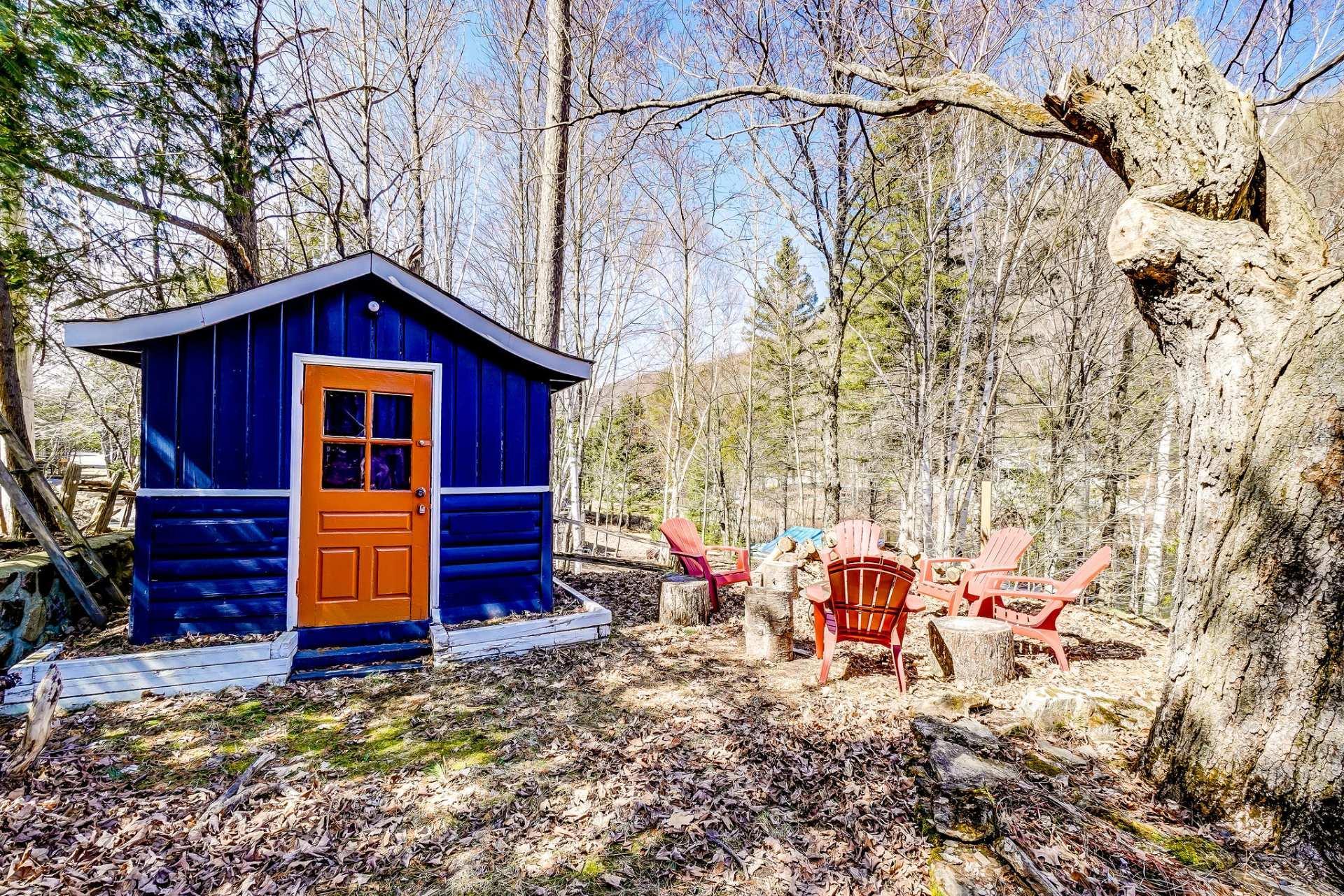 









126


Rue du Saut

,
Mont-Tremblant,




QC
J8E1K8

