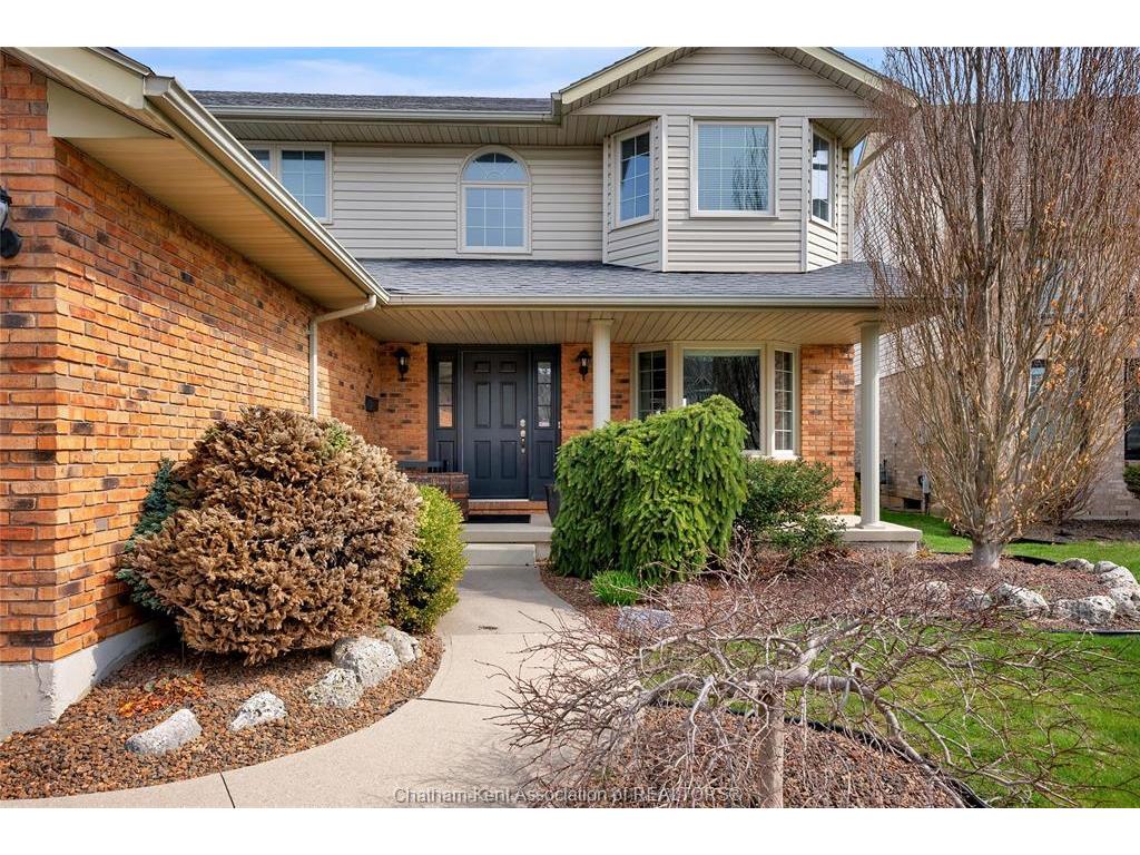 









212


Norway Maple

Drive,
Chatham,




ON
N7L 5E8

