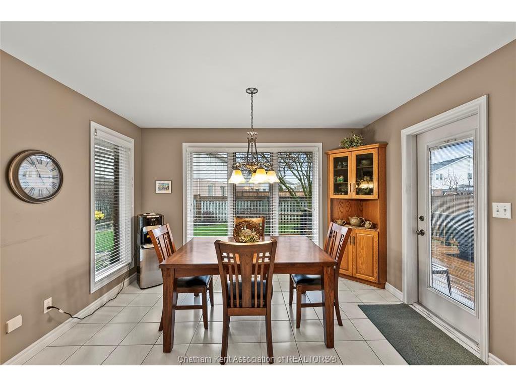 









212


Norway Maple

Drive,
Chatham,




ON
N7L 5E8

