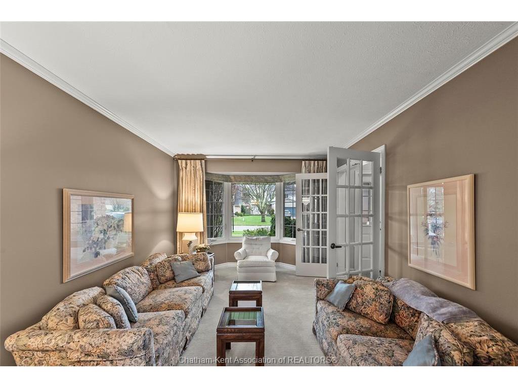









212


Norway Maple

Drive,
Chatham,




ON
N7L 5E8

