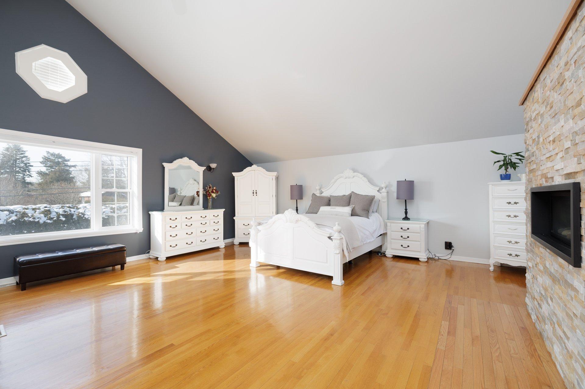 









20099


Ch. Lakeshore

,
Baie-d'Urfé,




QC
H9X1P6

