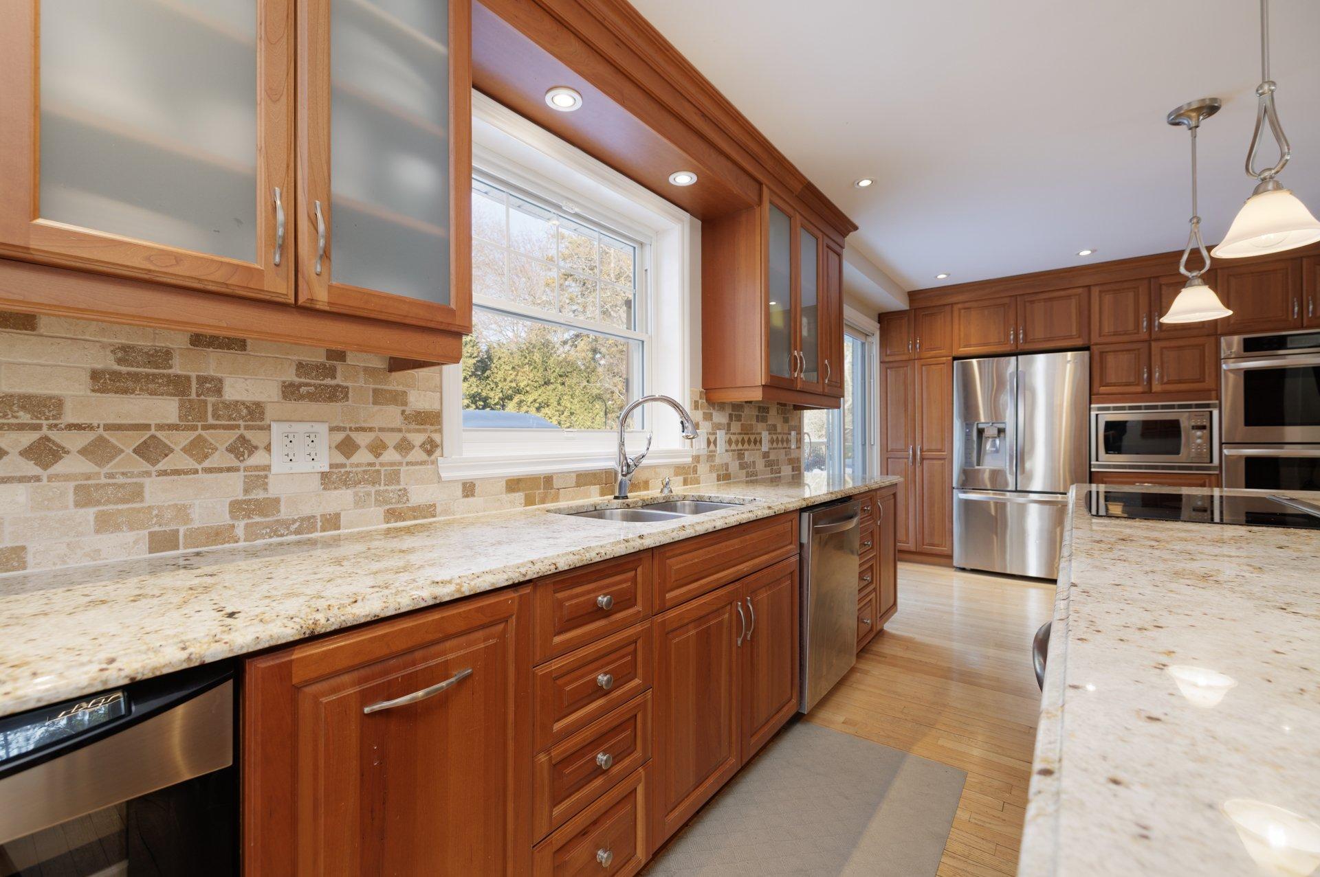 









20099


Ch. Lakeshore

,
Baie-d'Urfé,




QC
H9X1P6

