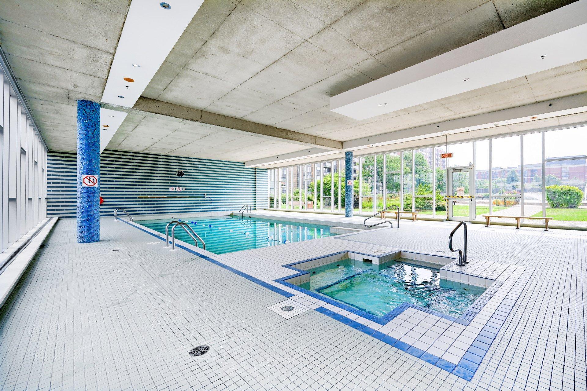 









551


Rue de la Montagne

, 208,
Montréal (Ville-Marie),




QC
H3C6S4

