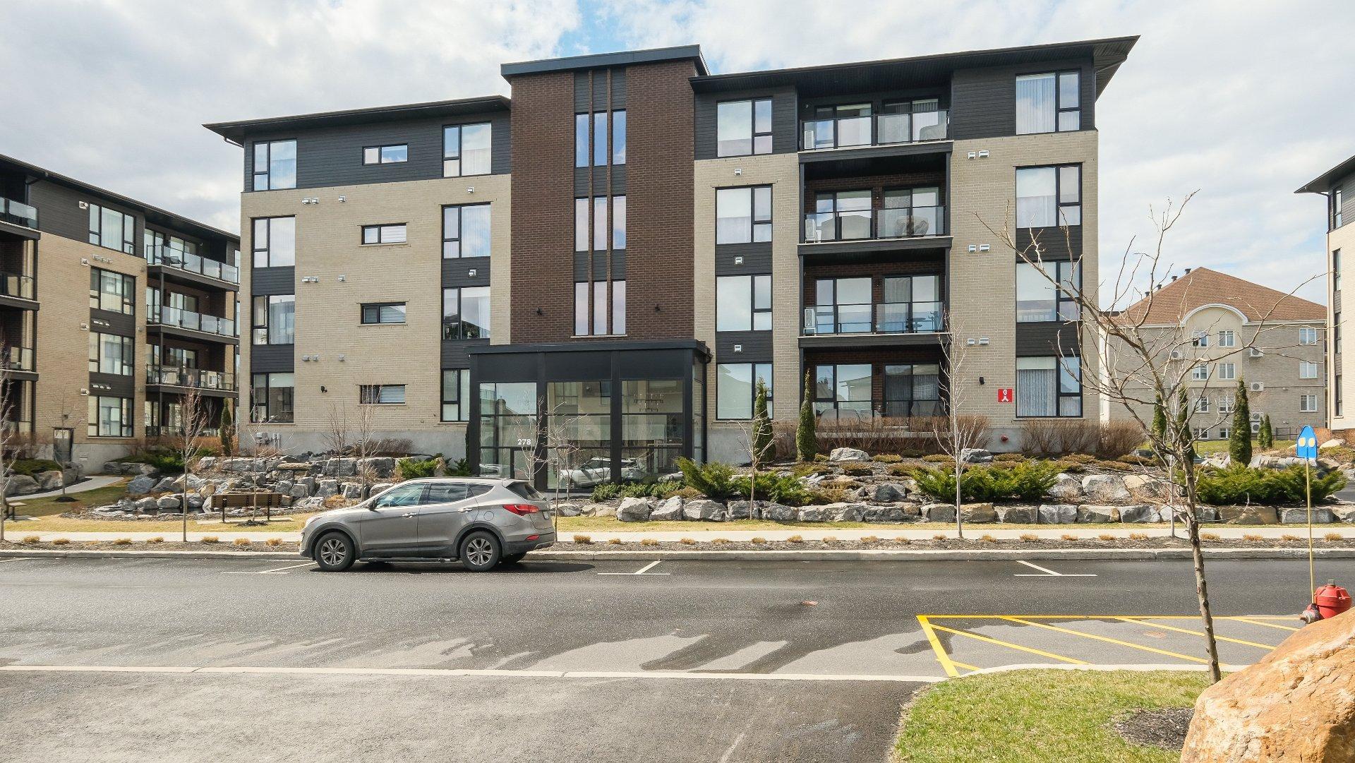 









278


Rue Prévert

, 301,
Saint-Basile-le-Grand,




QC
J3N0C1

