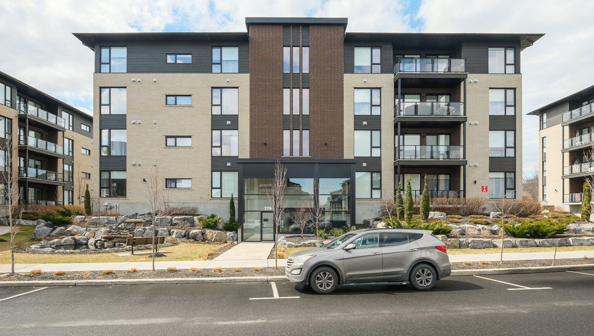 









278


Rue Prévert

, 301,
Saint-Basile-le-Grand,




QC
J3N0C1

