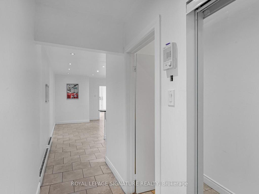 









272


Parliament

Street, 1,
Toronto,




ON
M5A 3A4

