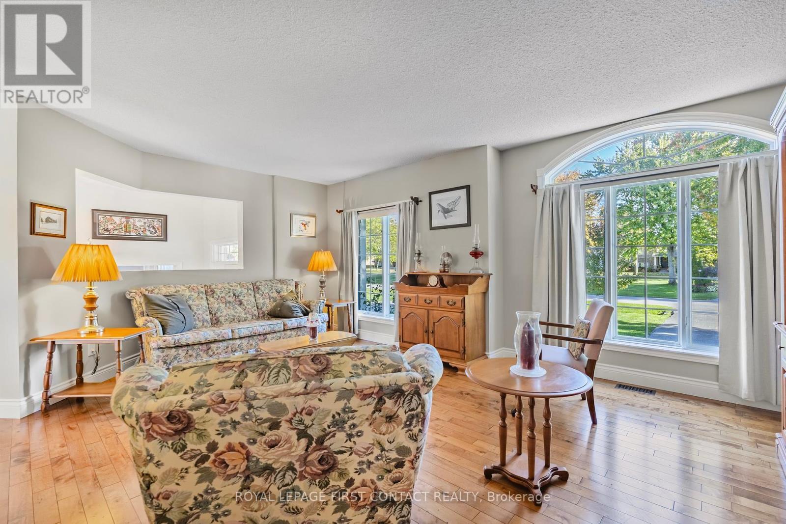












93 BAYSHORE DRIVE

,
Ramara,




Ontario
L0K1B0

