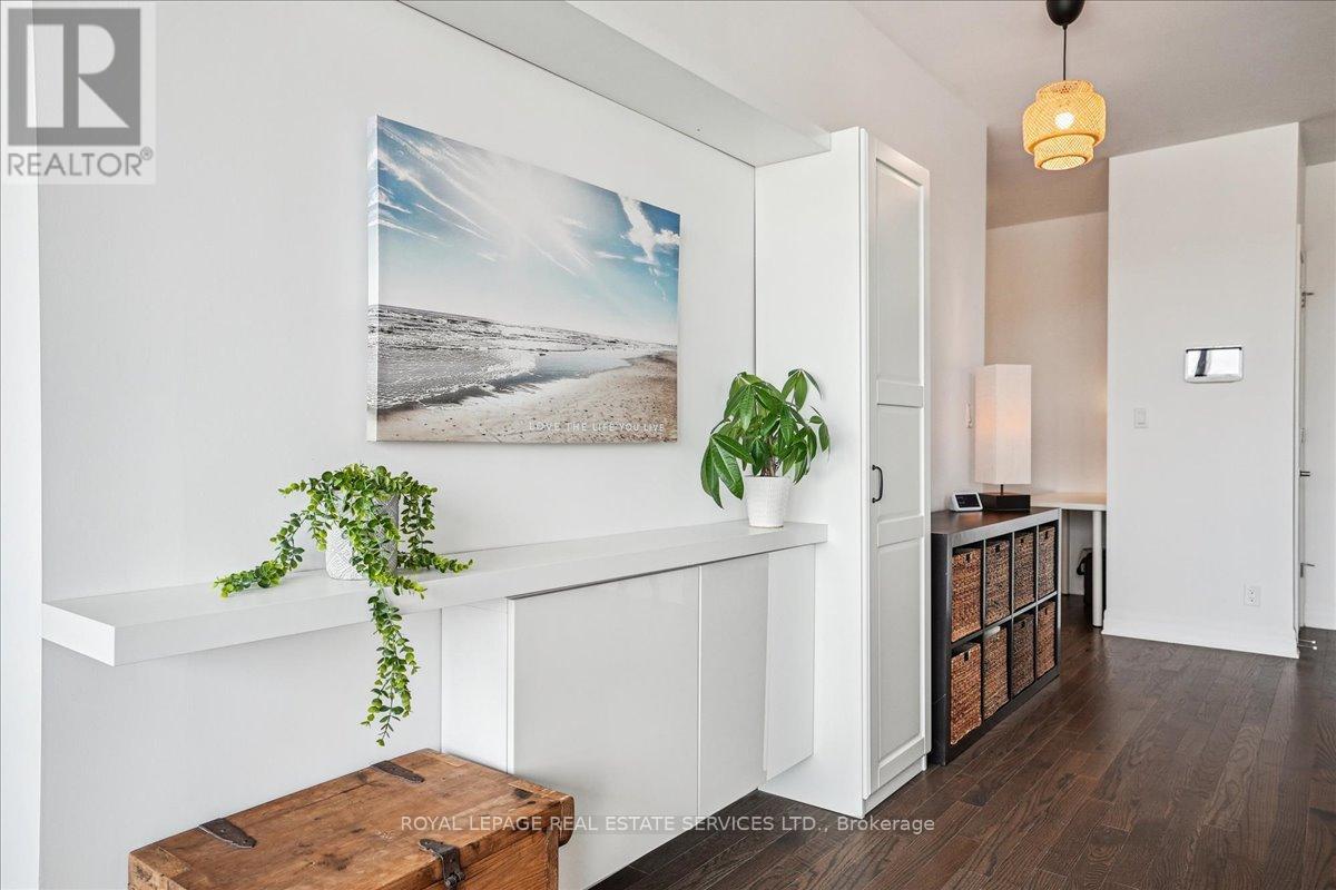 












105 - 3028 CREEKSHORE COMMON

,
Oakville,




Ontario
L6M5K6

