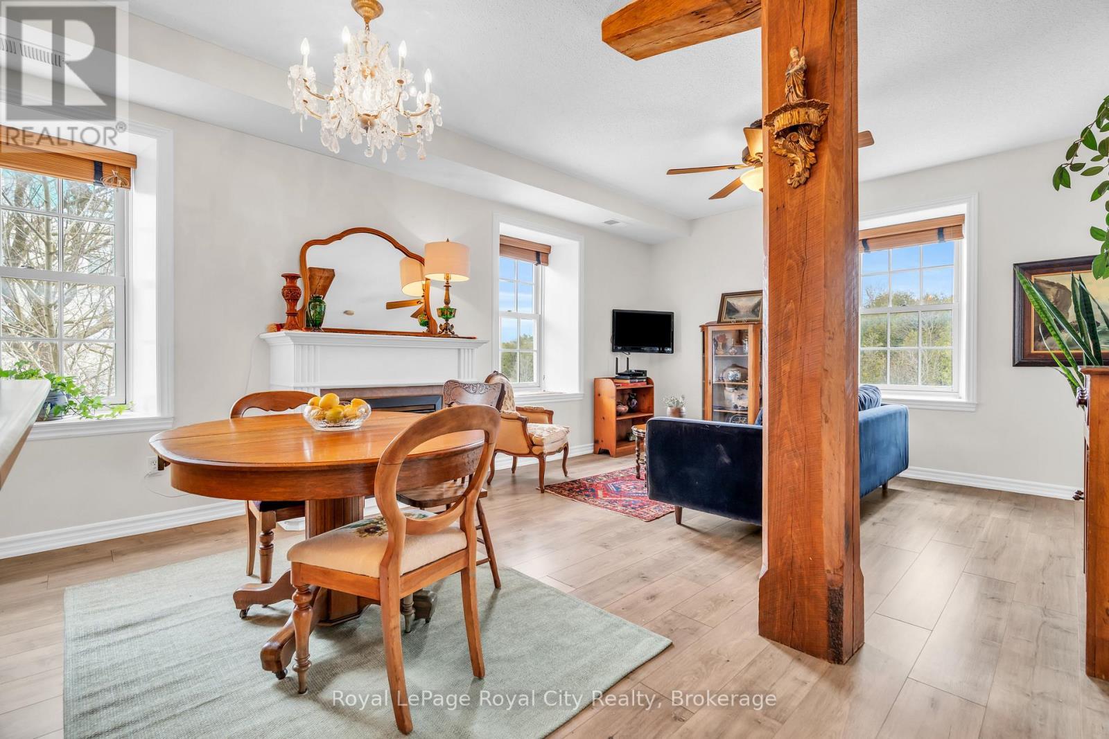 












202 - 470 ST ANDREW STREET E

,
Centre Wellington (Fergus),




Ontario
N1M1R5

