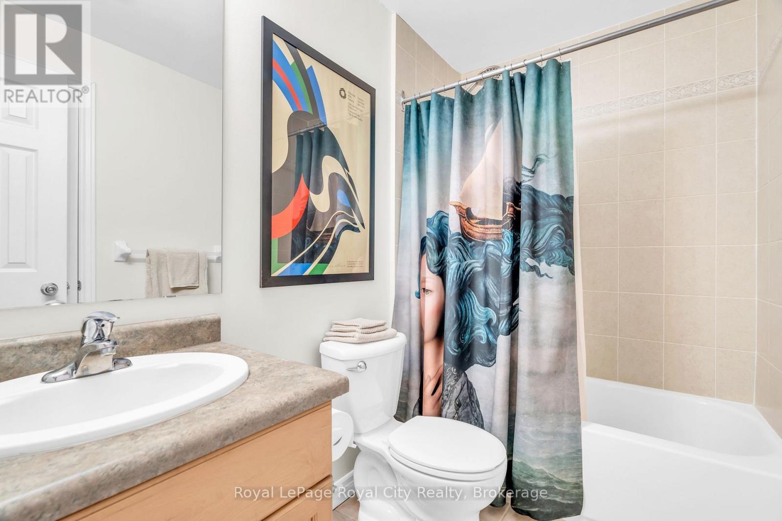 












202 - 470 ST ANDREW STREET E

,
Centre Wellington (Fergus),




Ontario
N1M1R5


