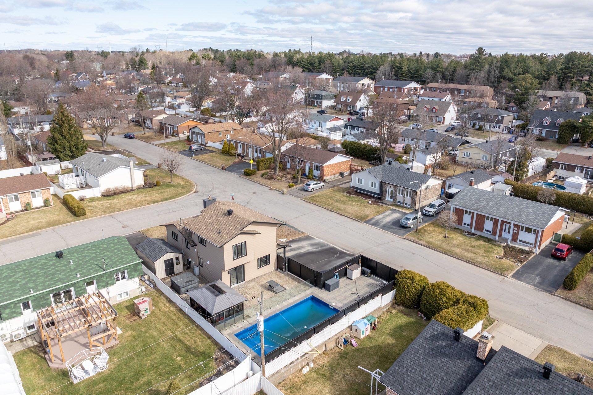 









5235


Rue de Nice

,
Trois-Rivières,




QC
G8Y4P3

