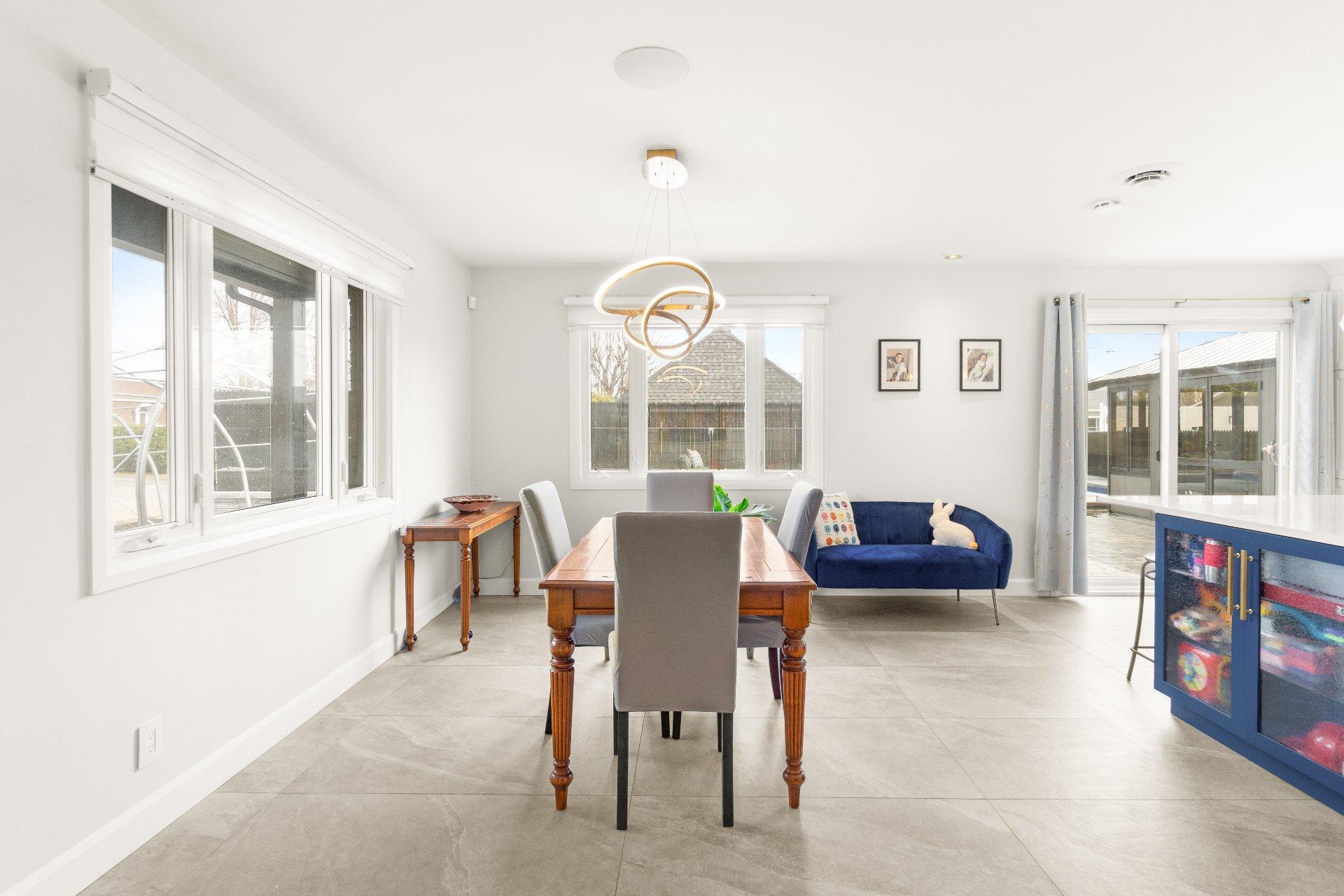 









5235


Rue de Nice

,
Trois-Rivières,




QC
G8Y4P3

