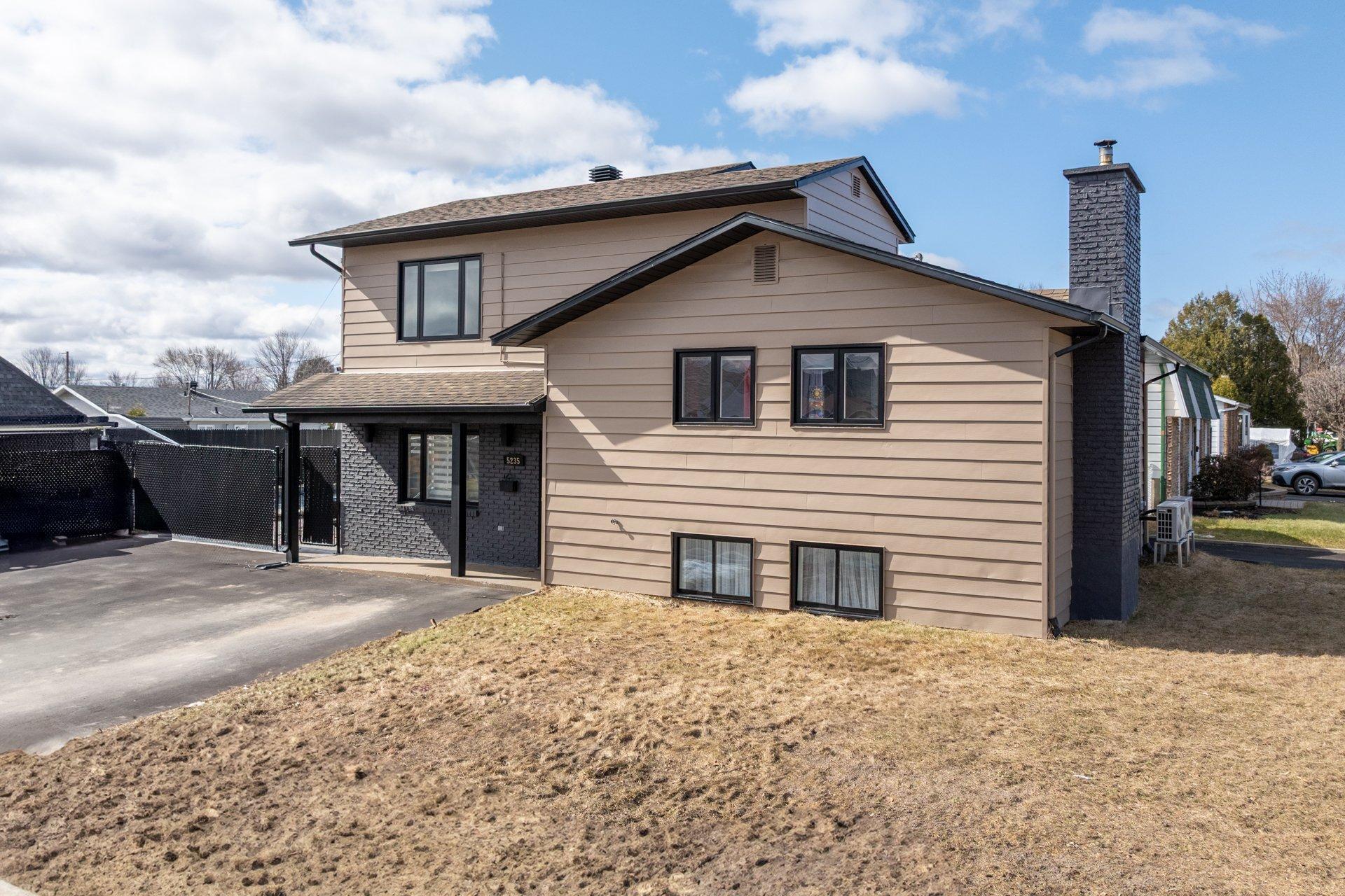 









5235


Rue de Nice

,
Trois-Rivières,




QC
G8Y4P3

