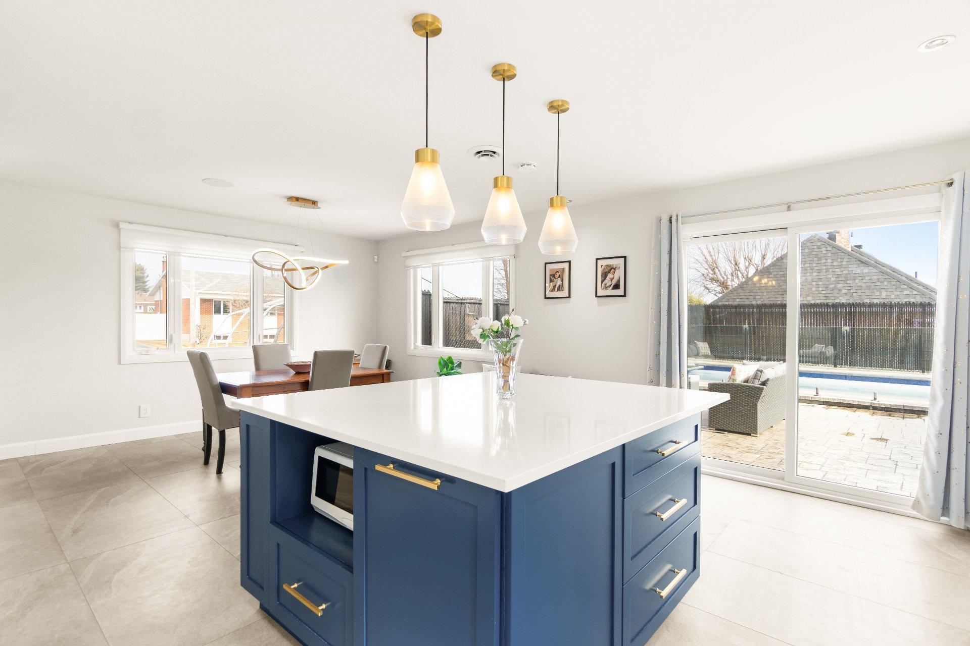 









5235


Rue de Nice

,
Trois-Rivières,




QC
G8Y4P3

