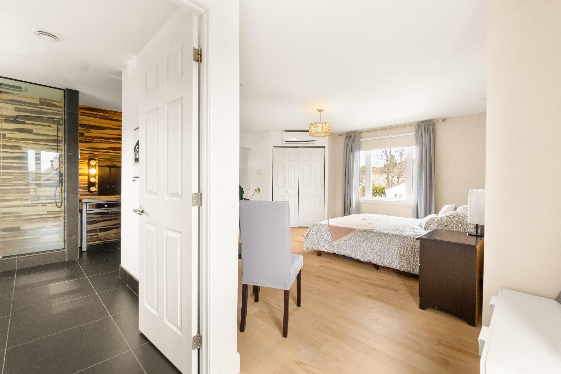 









5235


Rue de Nice

,
Trois-Rivières,




QC
G8Y4P3

