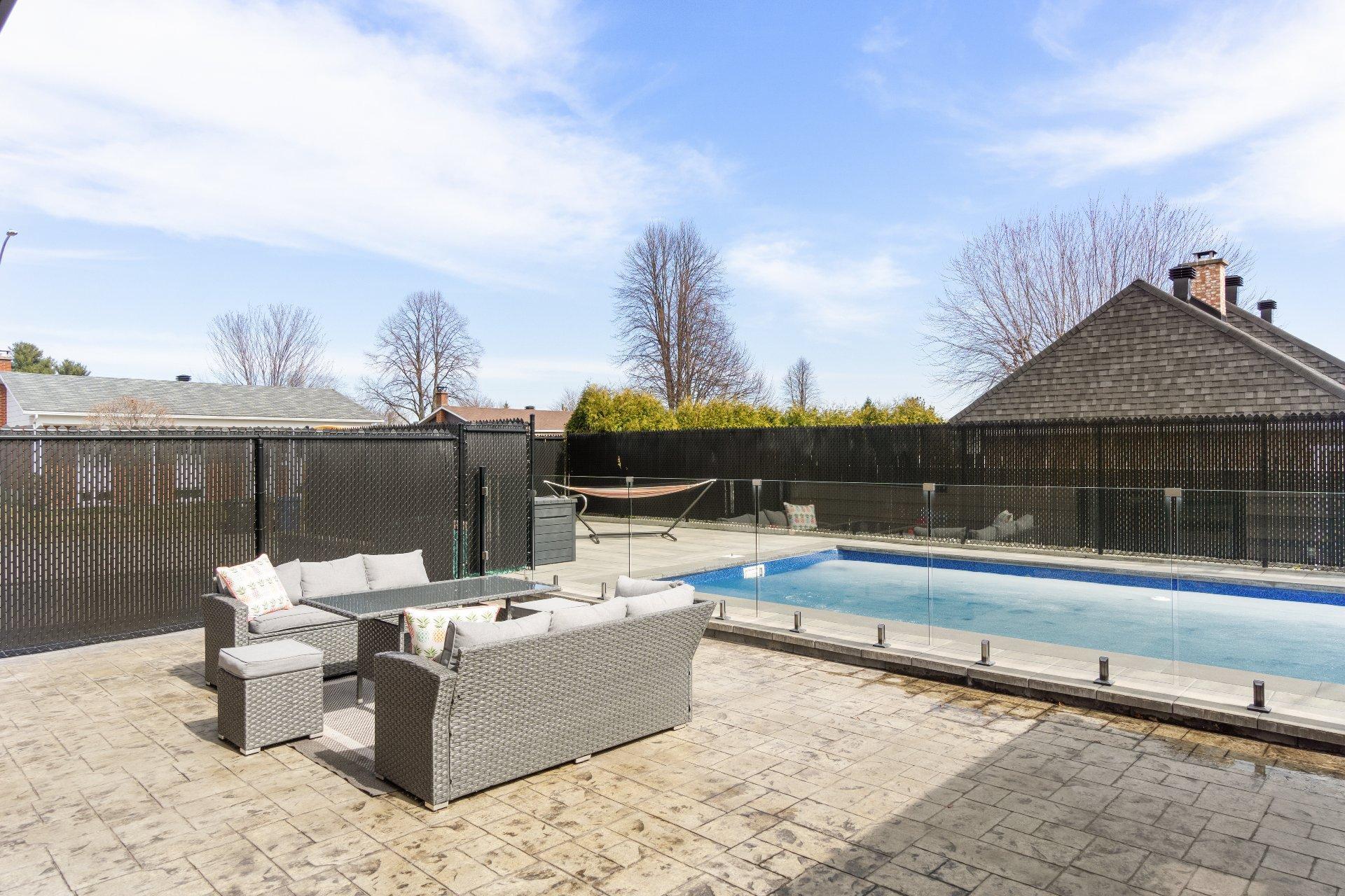 









5235


Rue de Nice

,
Trois-Rivières,




QC
G8Y4P3

