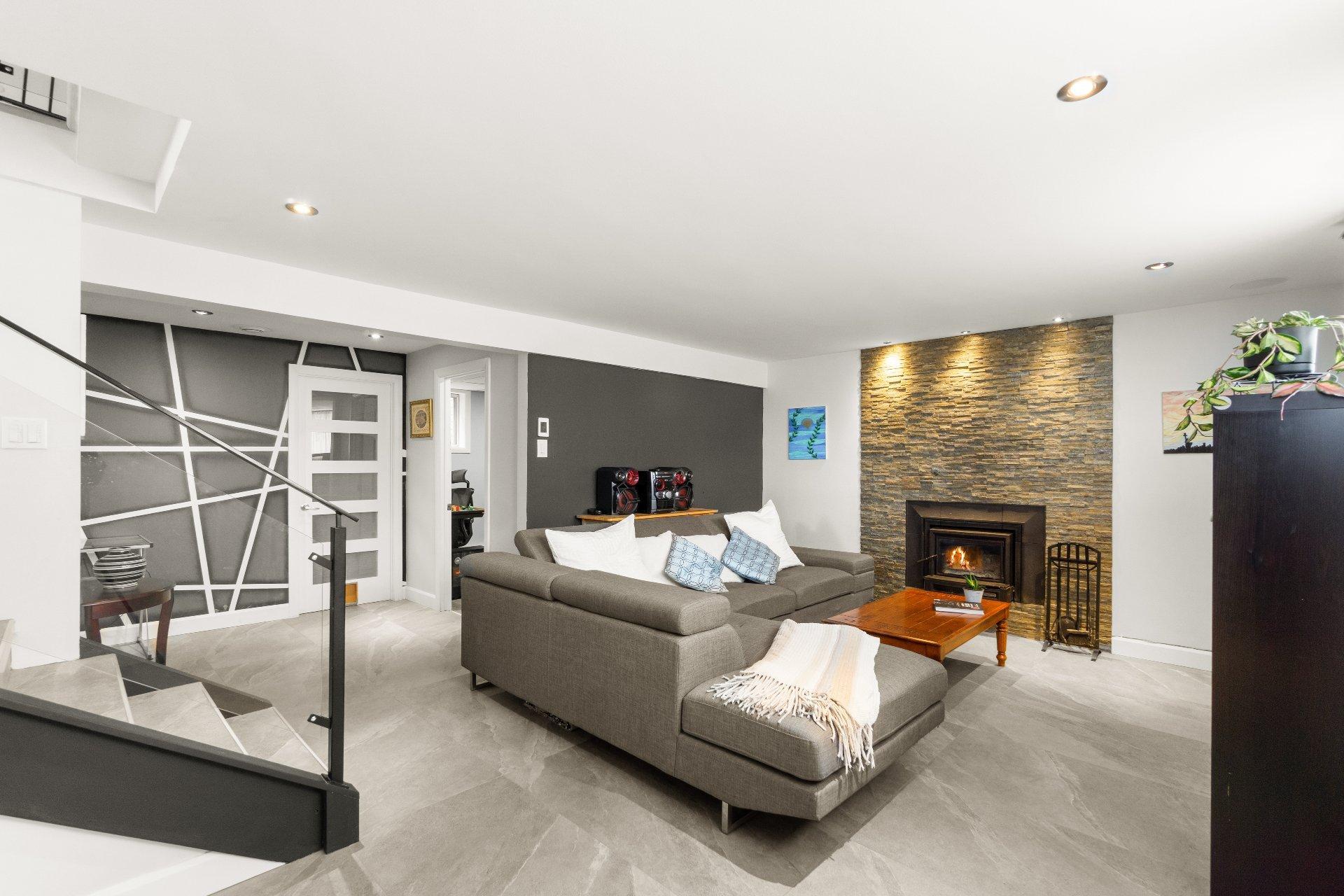 









5235


Rue de Nice

,
Trois-Rivières,




QC
G8Y4P3

