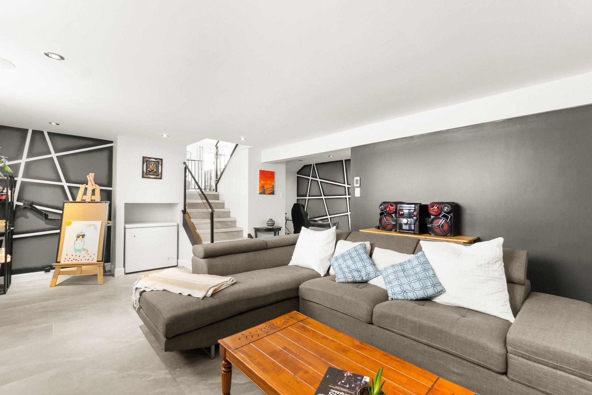 









5235


Rue de Nice

,
Trois-Rivières,




QC
G8Y4P3

