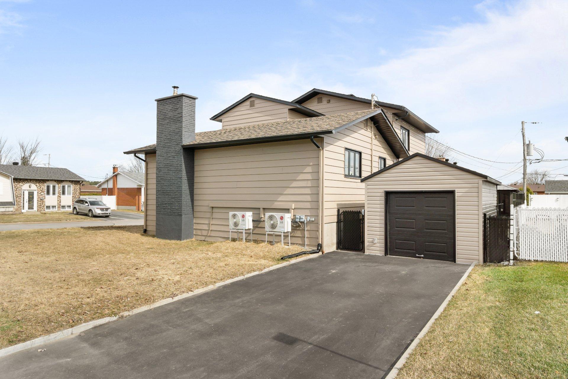 









5235


Rue de Nice

,
Trois-Rivières,




QC
G8Y4P3

