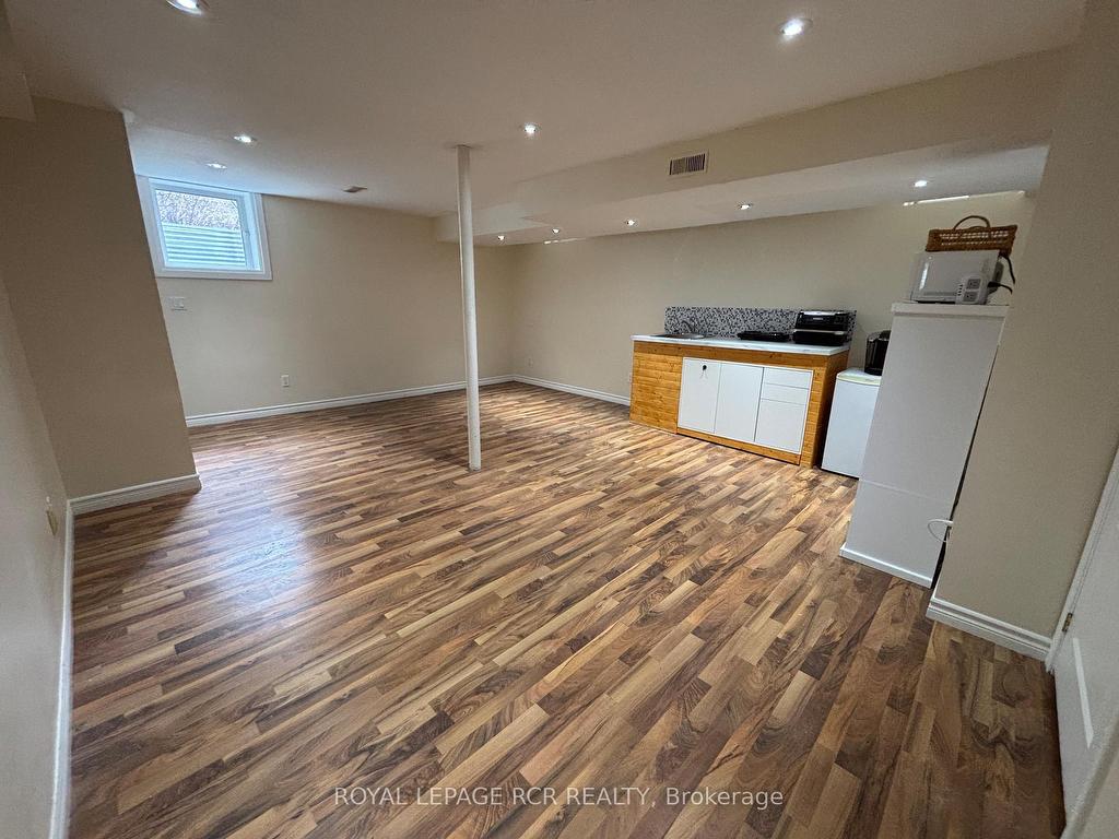 









78


Grapevine

Road,
Caledon,




ON
L7E 2R3

