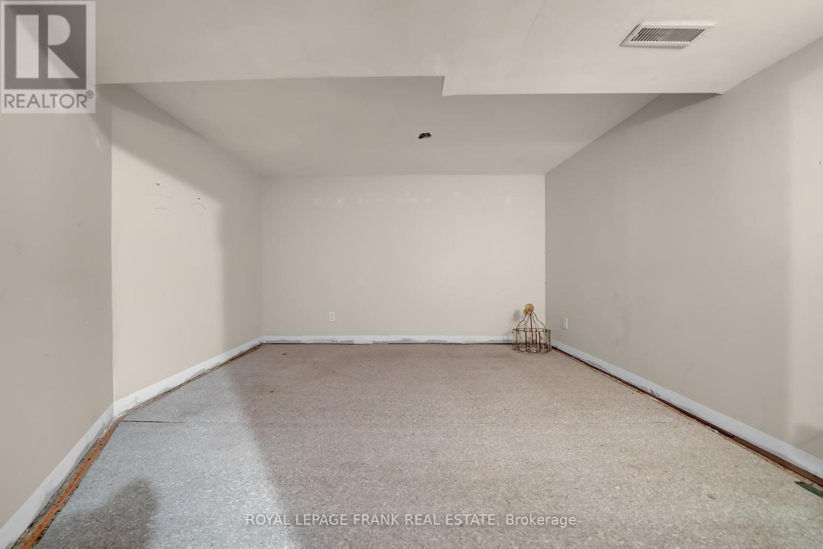 












1994 GLENDALE DRIVE

,
Pickering (Liverpool),




Ontario
L1V1V7

