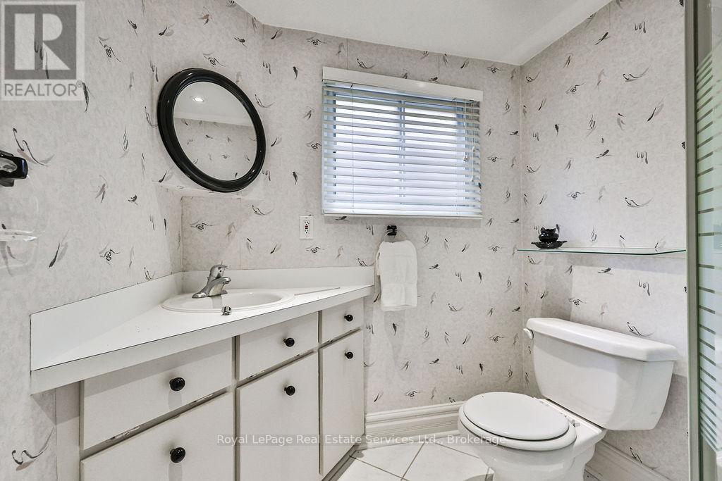 












518 MAPLE AVENUE

,
Oakville (OO Old Oakville),




Ontario
L6J2J4

