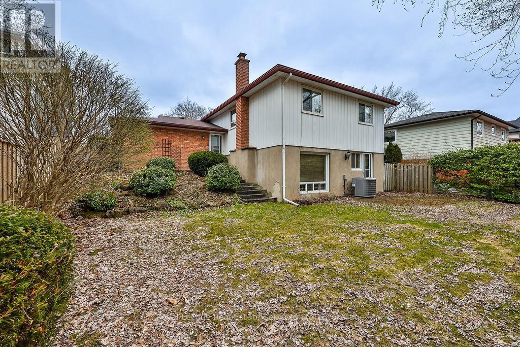 












518 MAPLE AVENUE

,
Oakville (OO Old Oakville),




Ontario
L6J2J4

